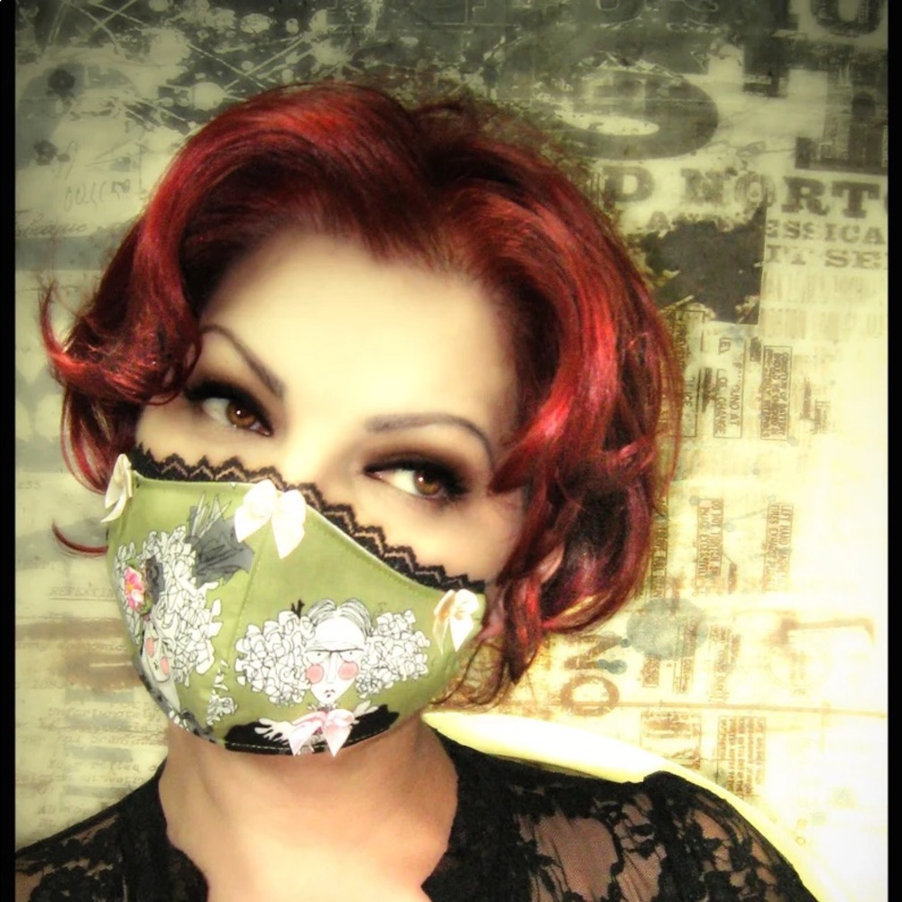 Ghastlies reunion face mask